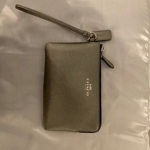 New Coach Wristlet